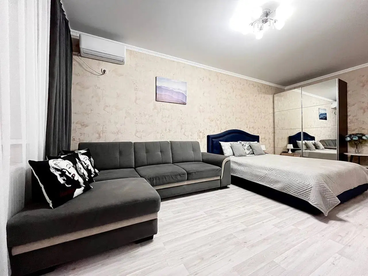 Апартаменты 55  Восточно Кругликовская 18/1