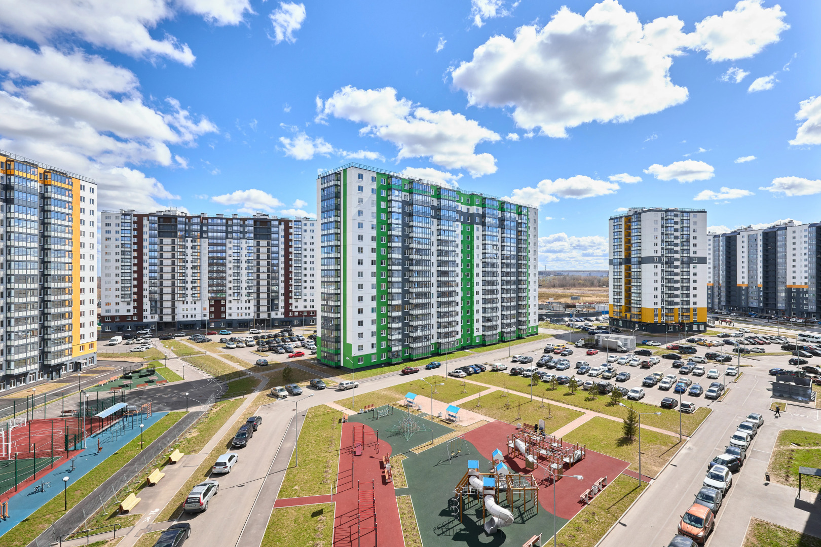 Апартаменты бульваре Десантника Вадима Чугунова 3