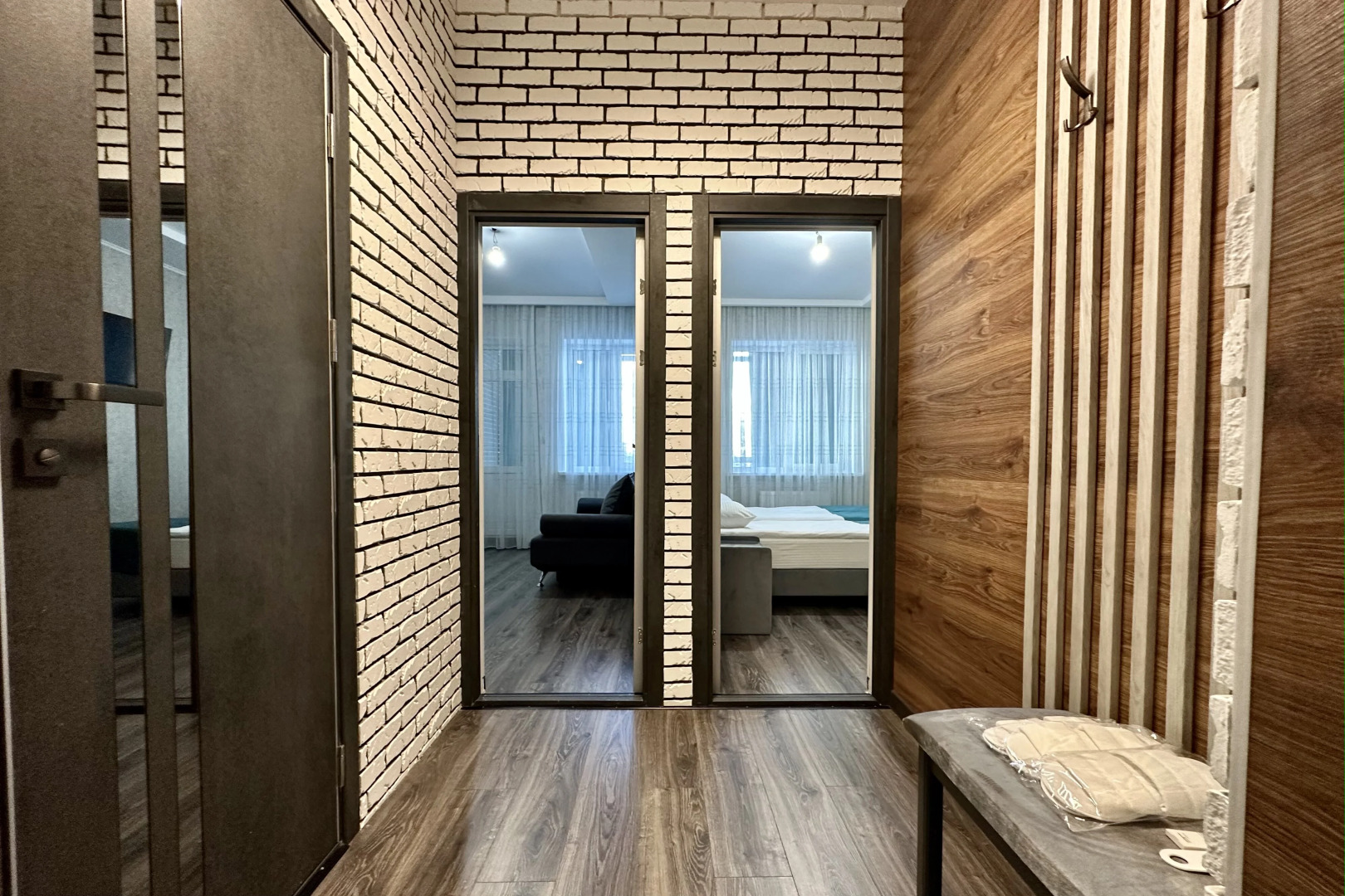 Миррос Субай Отель Домбай