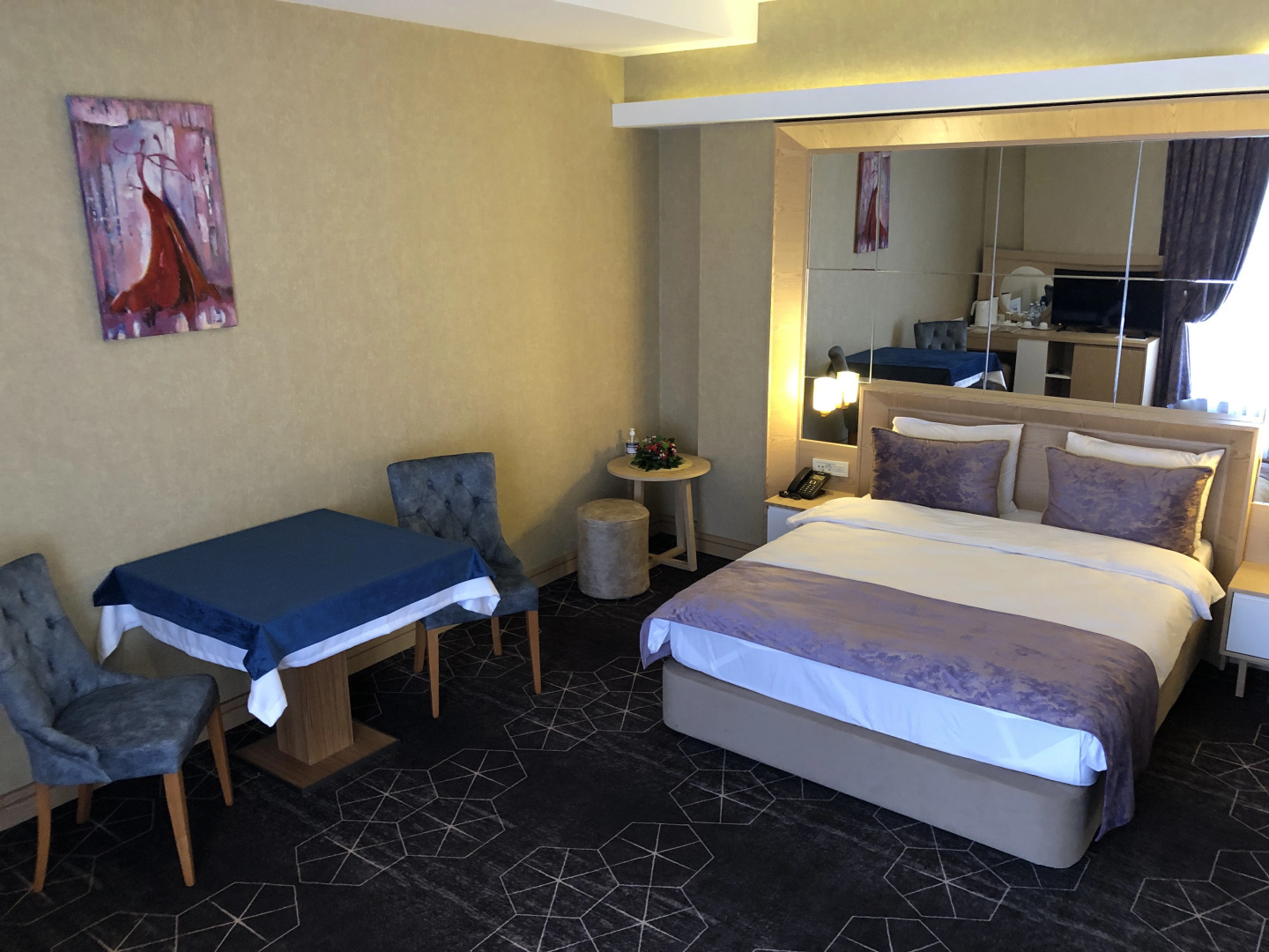 Отель Regal Inn Badamdar