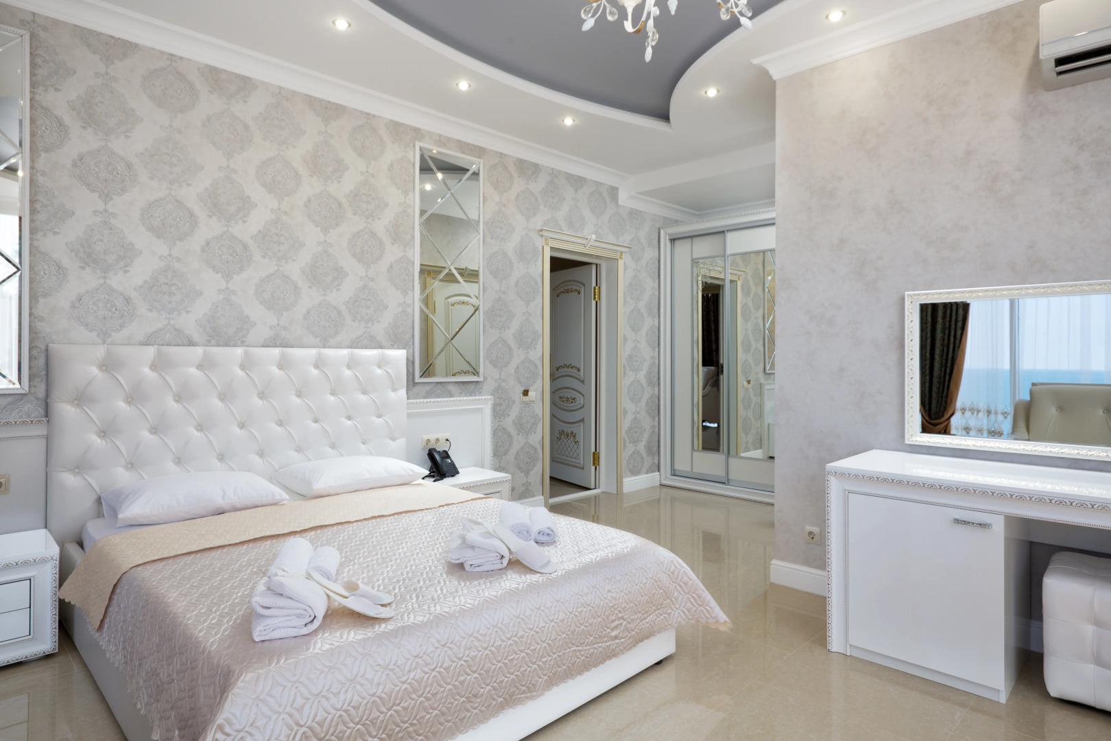 Отель Tropicana