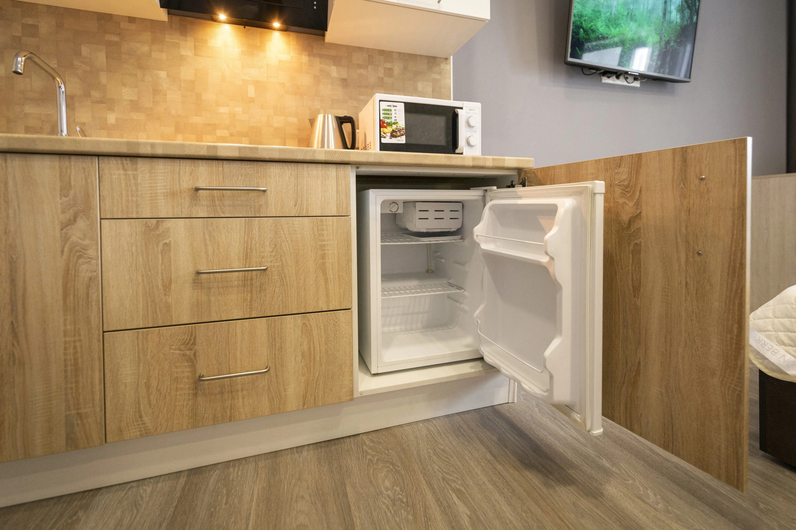 Prince Apartments С194