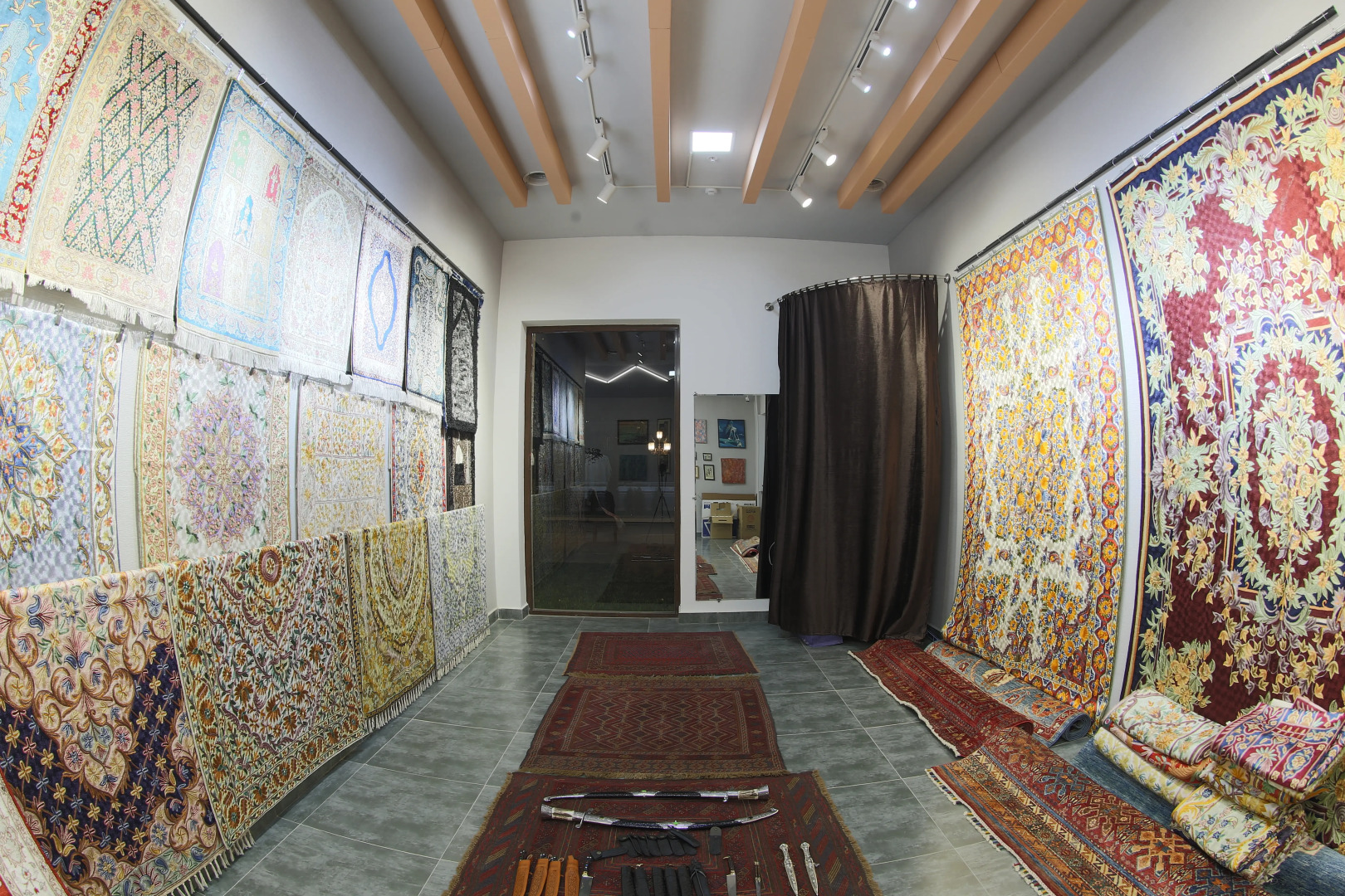 Отель Sahid Zarafshon