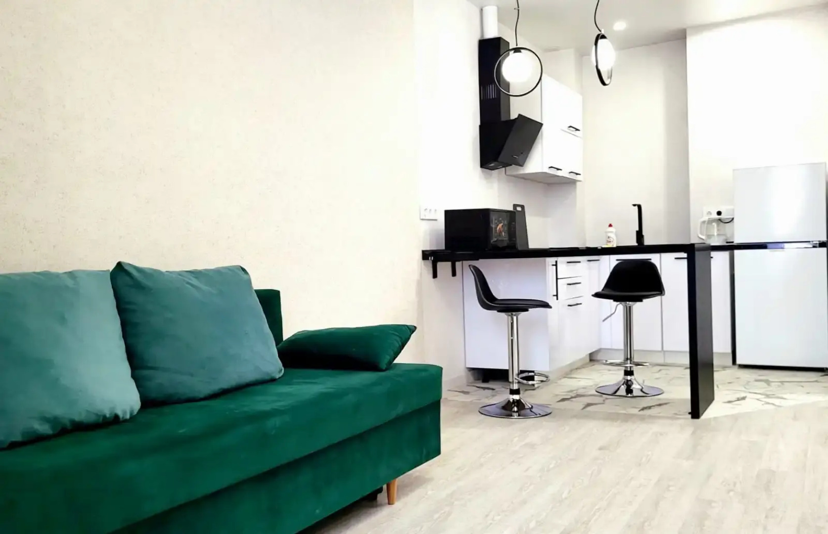 Квартира Двухкомнатная возле Аквапарка