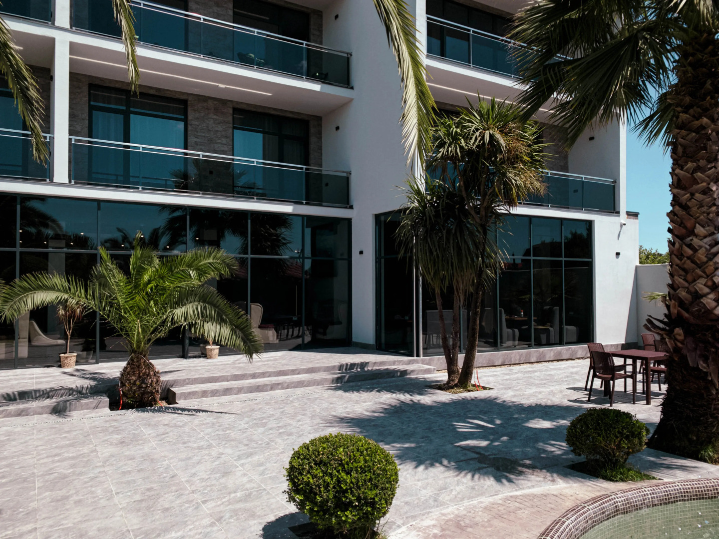 Отель Грант