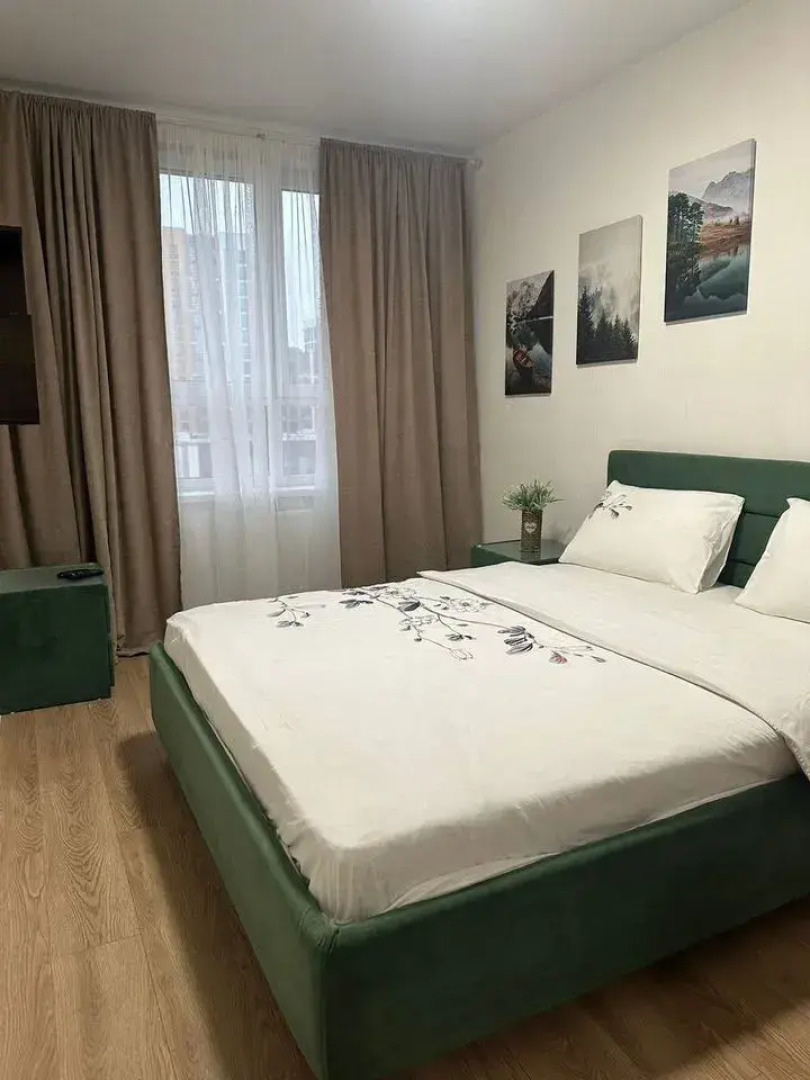 Апартаменты однокомнатные на проспекте Куприна 36к1