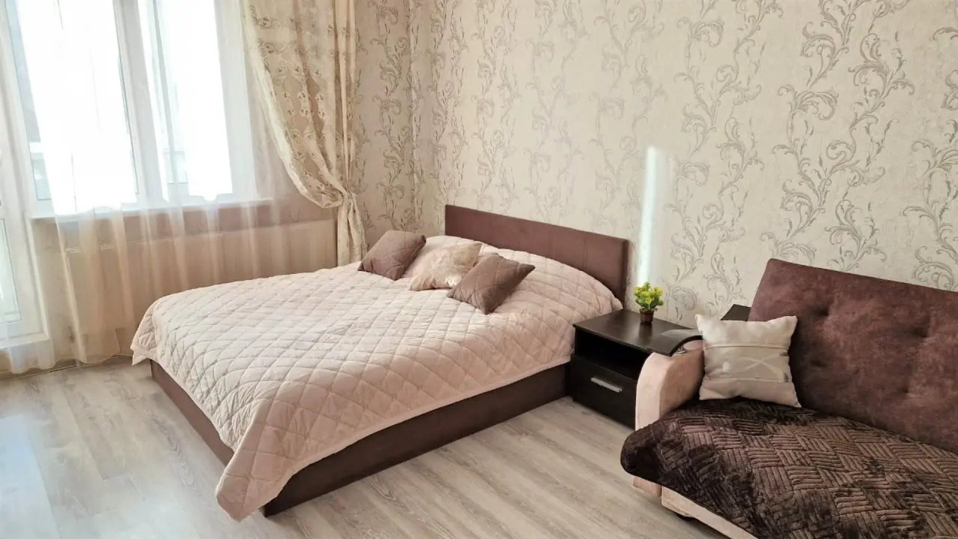 Квартира Краснозвездная 33