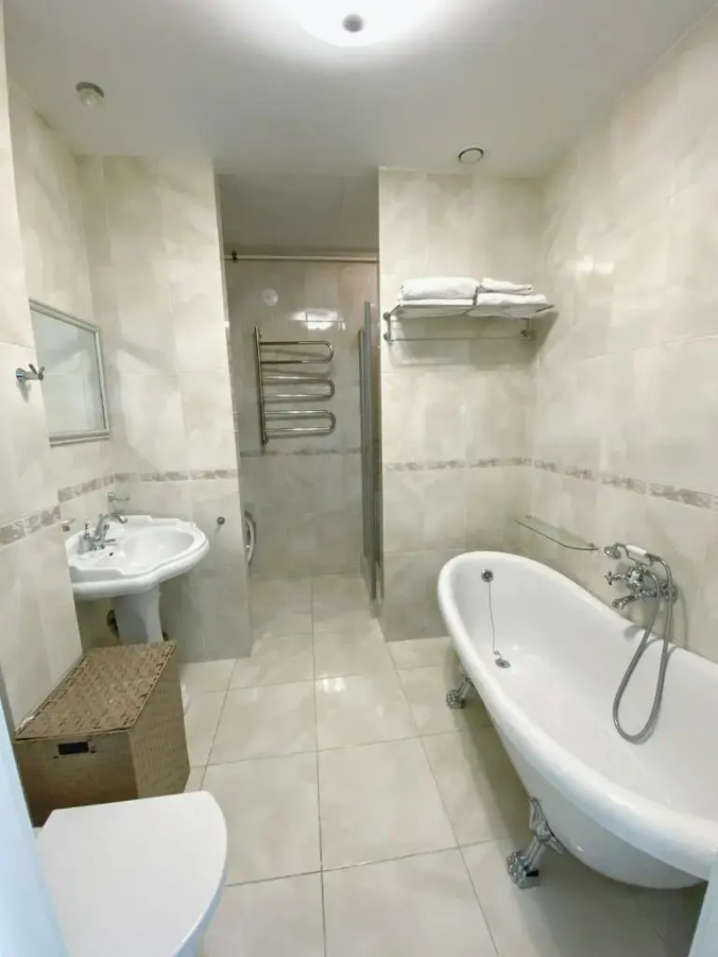 Квартира Piter Apatrments у Эрмитажа (2 спальни, парковка, кондиционер)