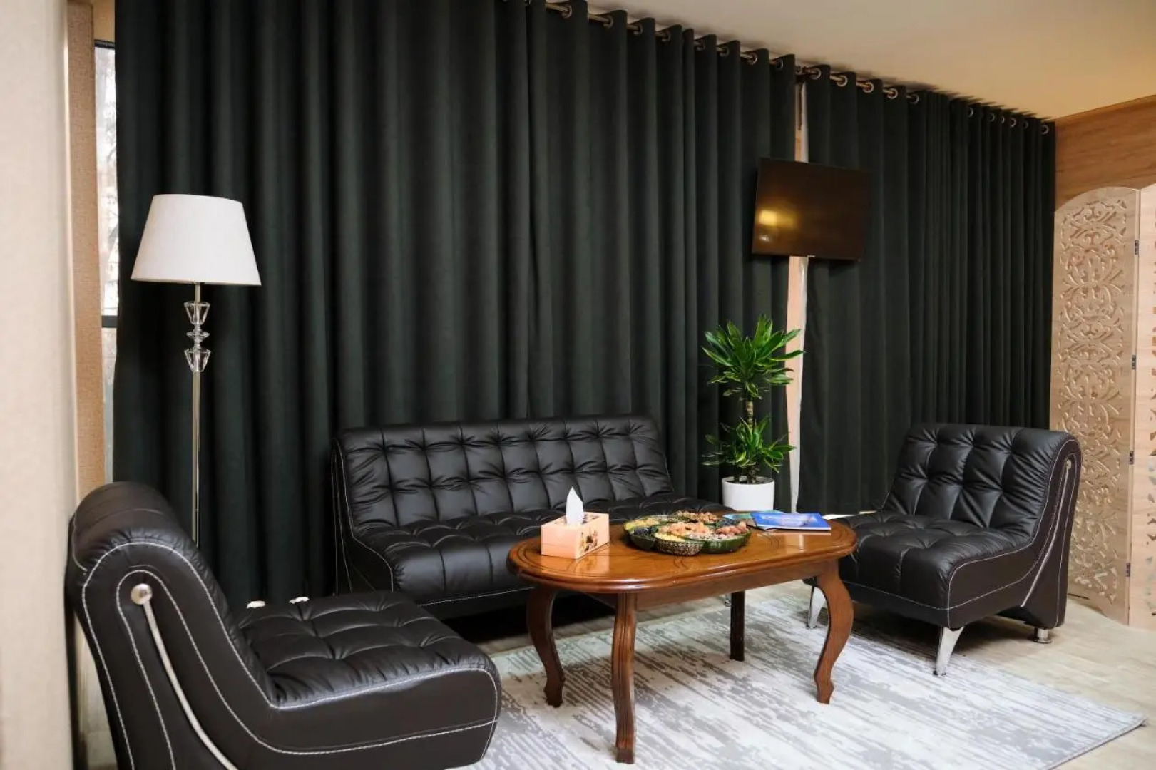 Отель Central Palace Hotel