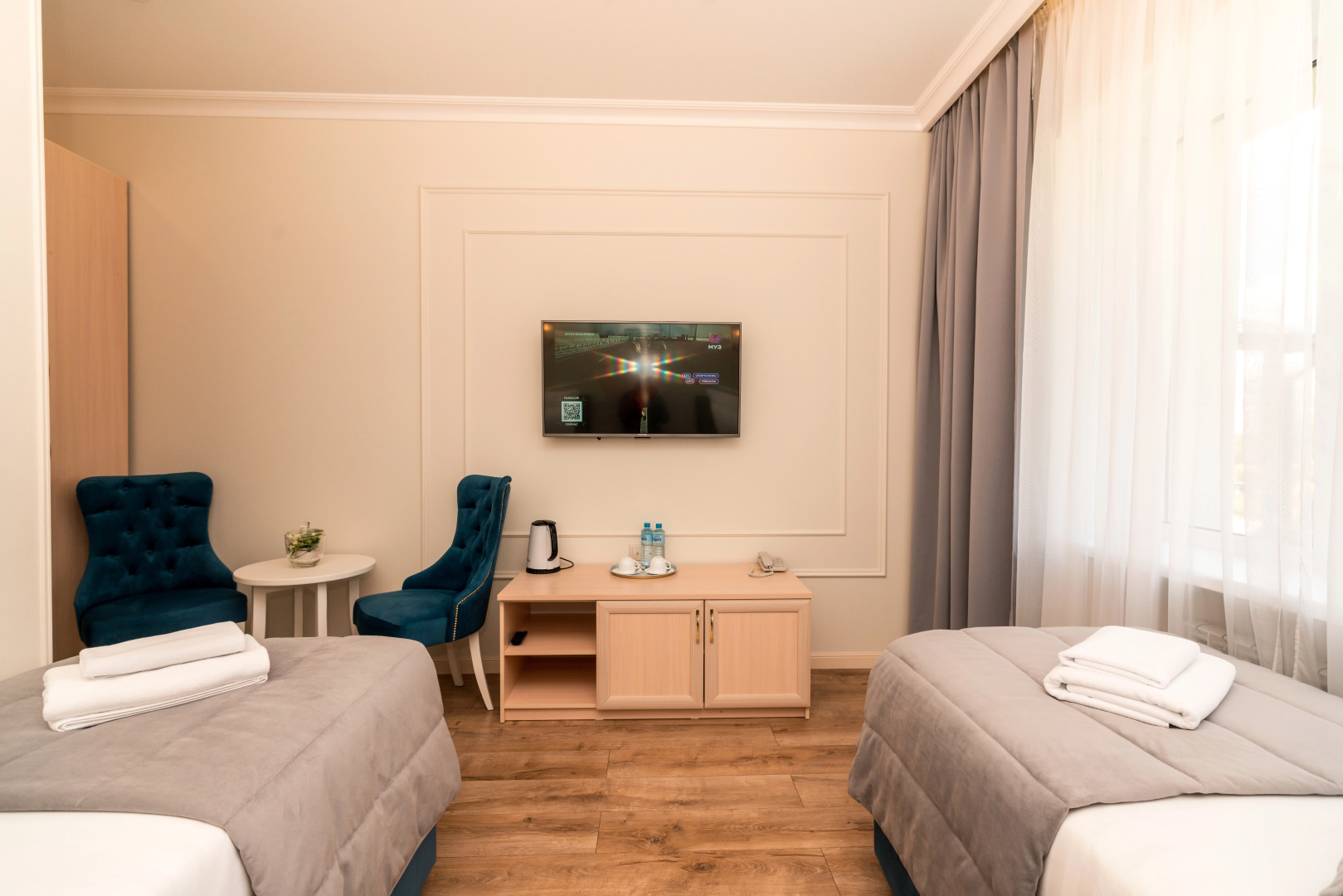 Отель Белые Ночи