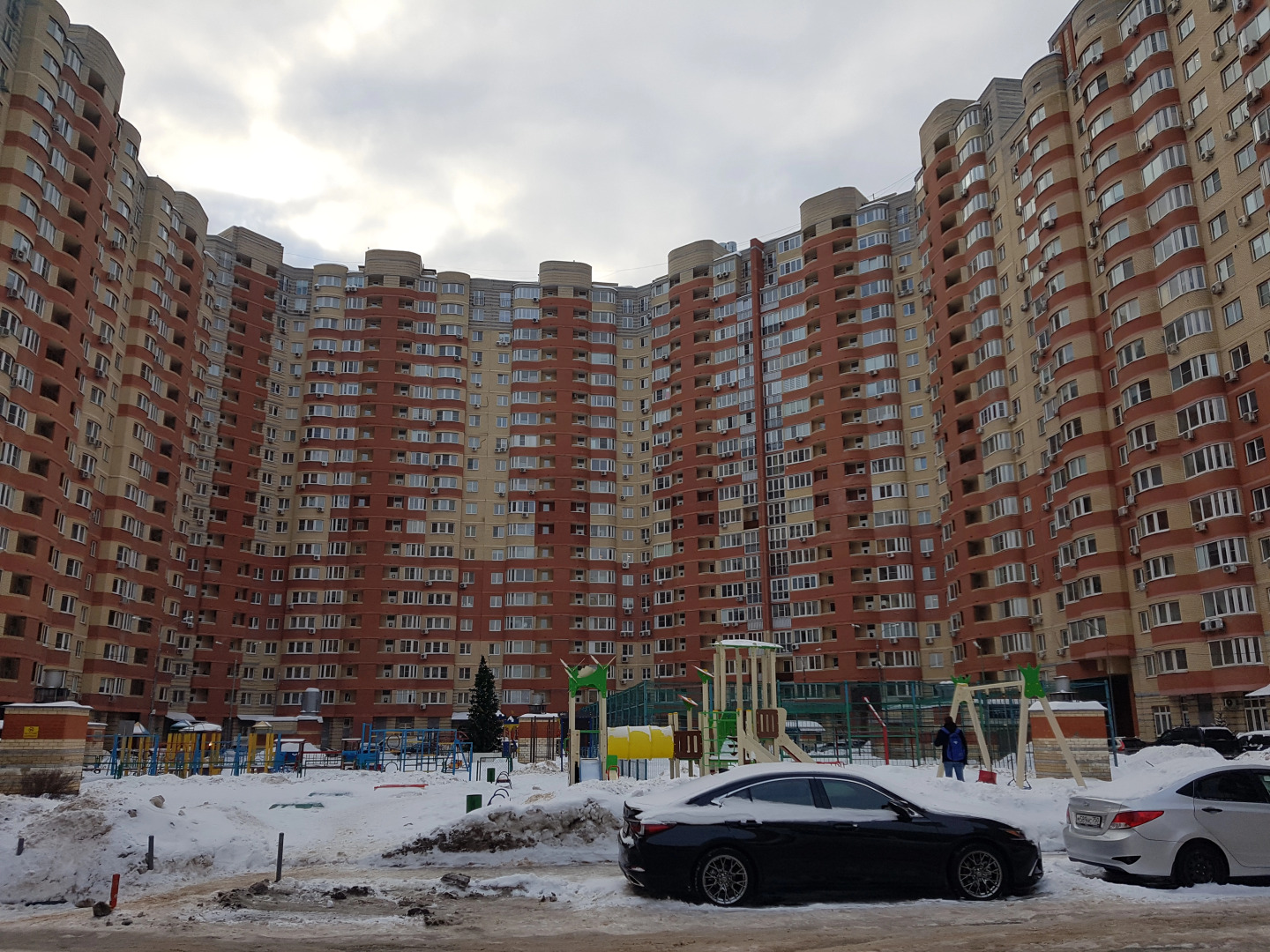 Квартра у метро Лермонтовский проспект