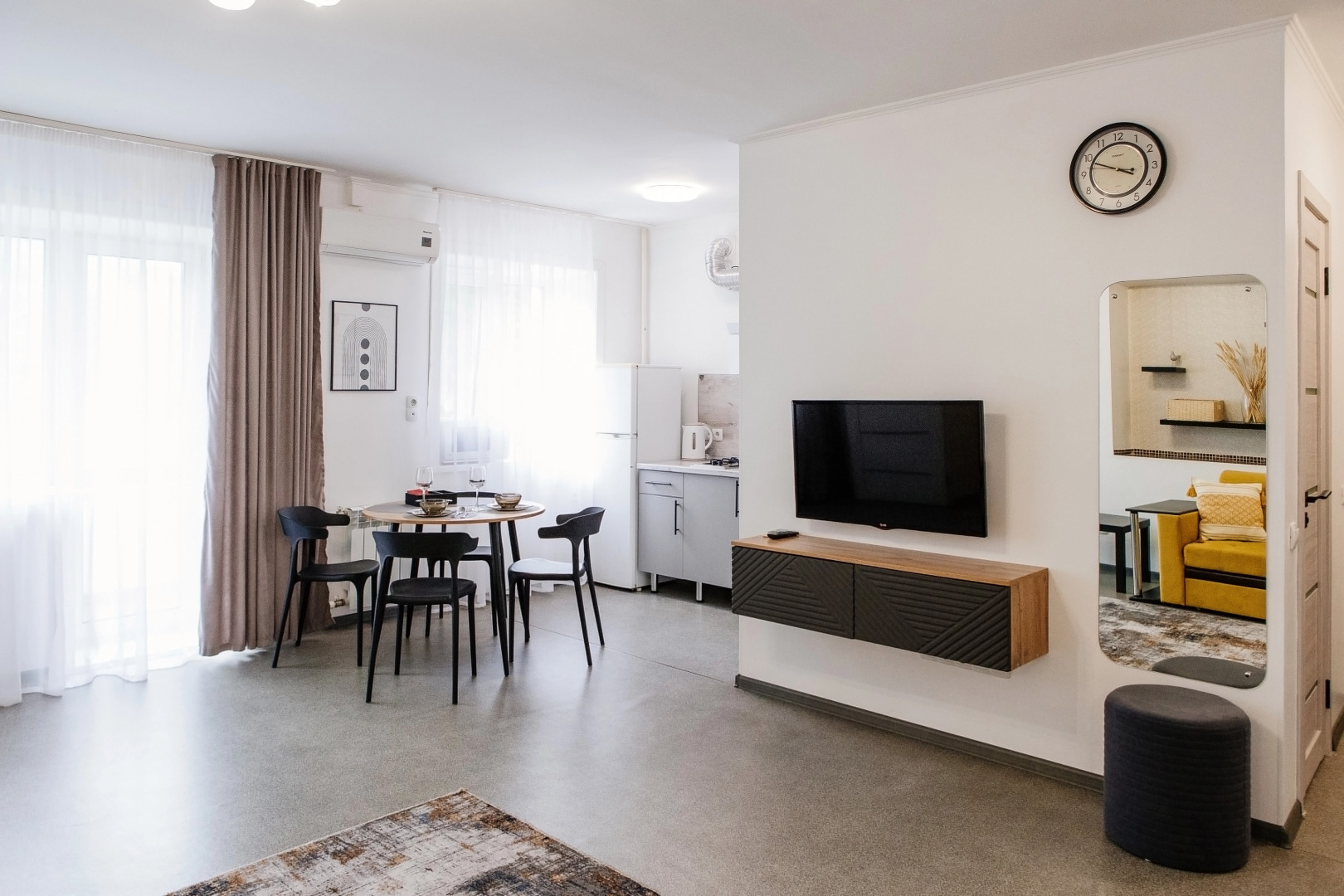 Апартаменты Компания Подушка на Амурском бульваре 13