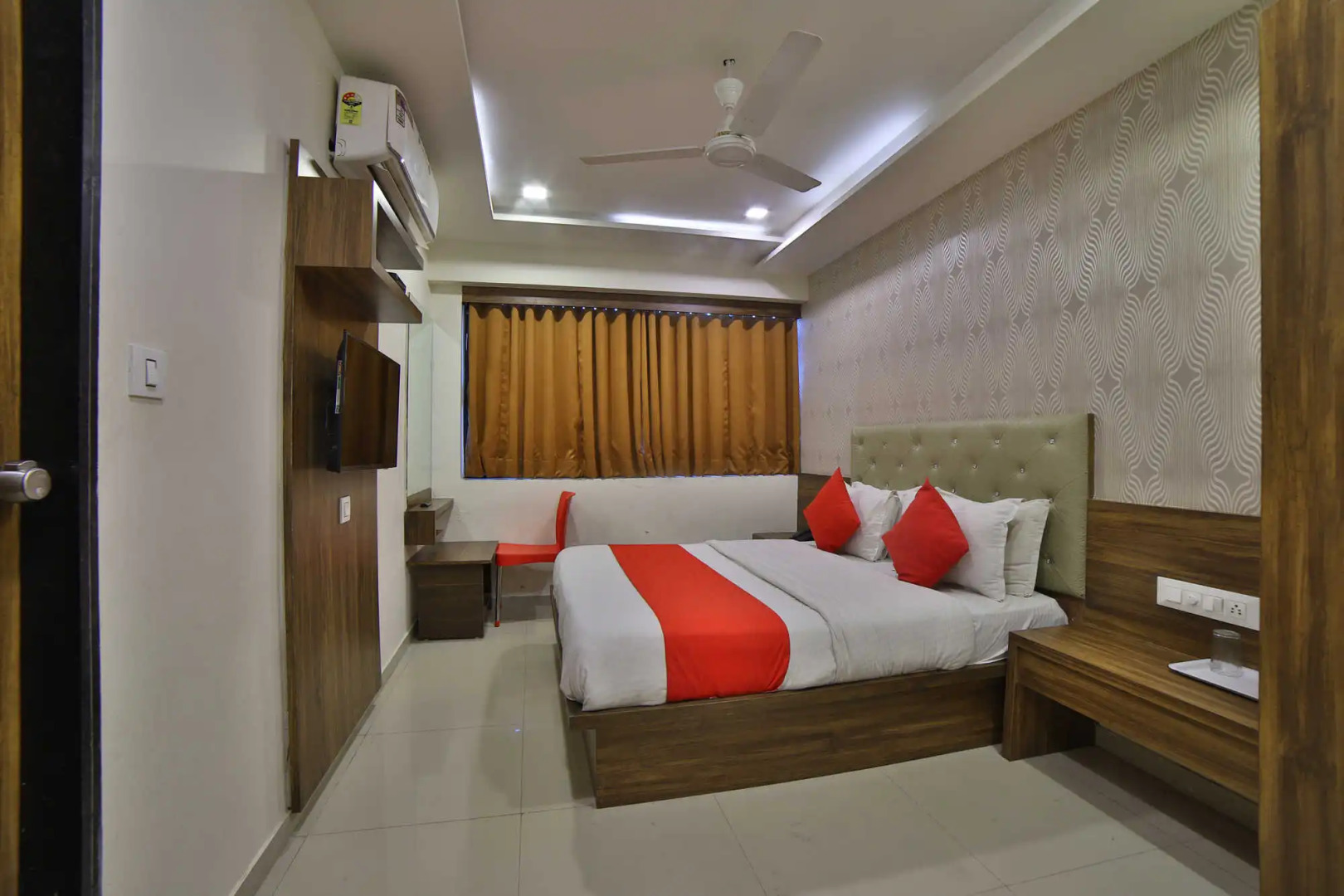 Отель Sunstar Inn by Sky Stays