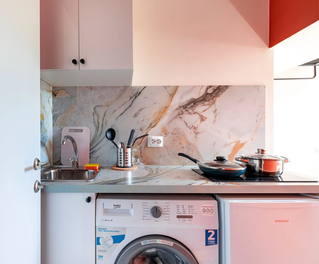 Апартаменты LeoHotels на Рижском пр-те 72/74