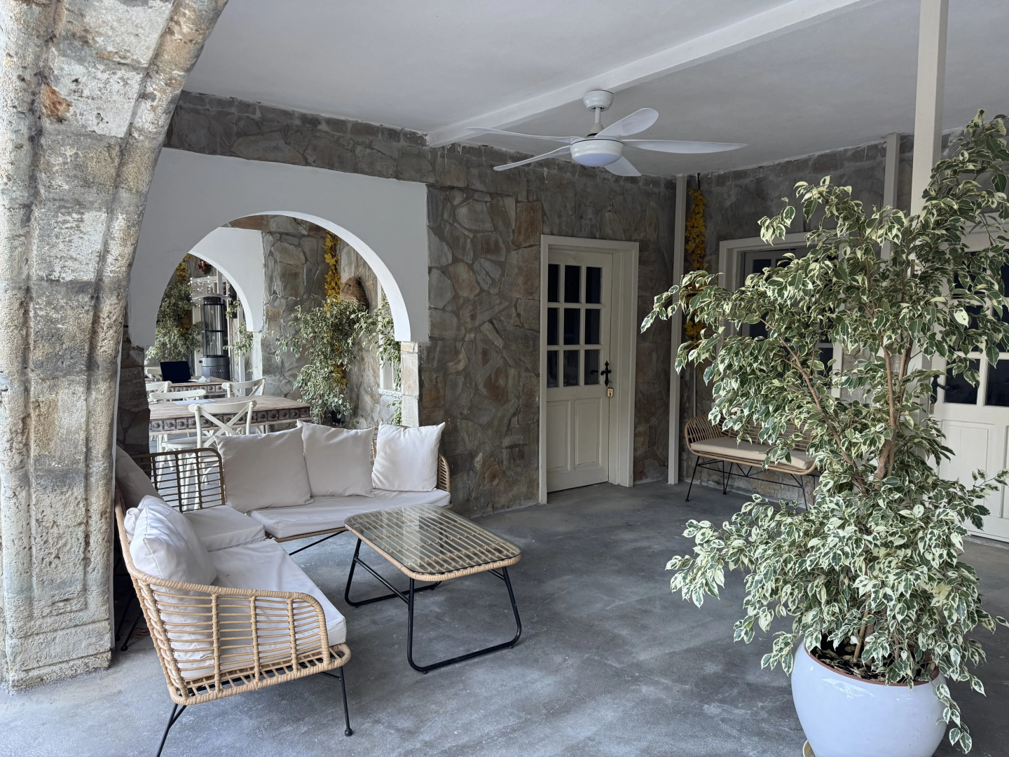 Отель The Old Mill Lapta