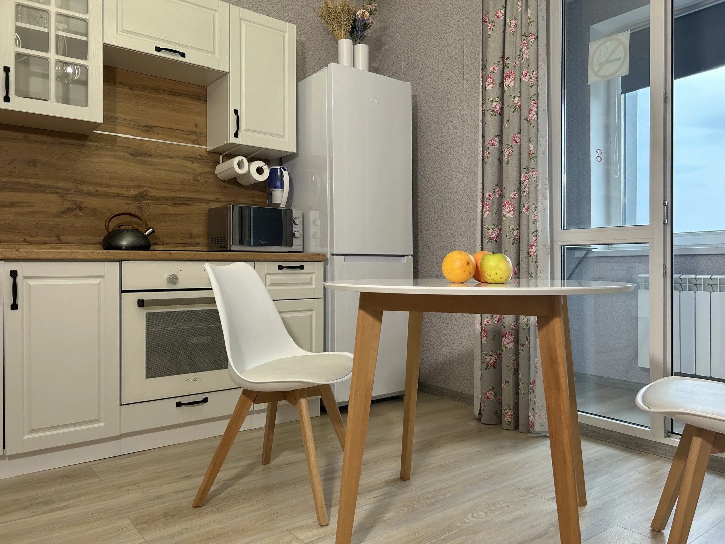 Апартаменты на 45 Стрелковой Дивизии с платным паркингом, близко от Областной детской больнице и РЖД