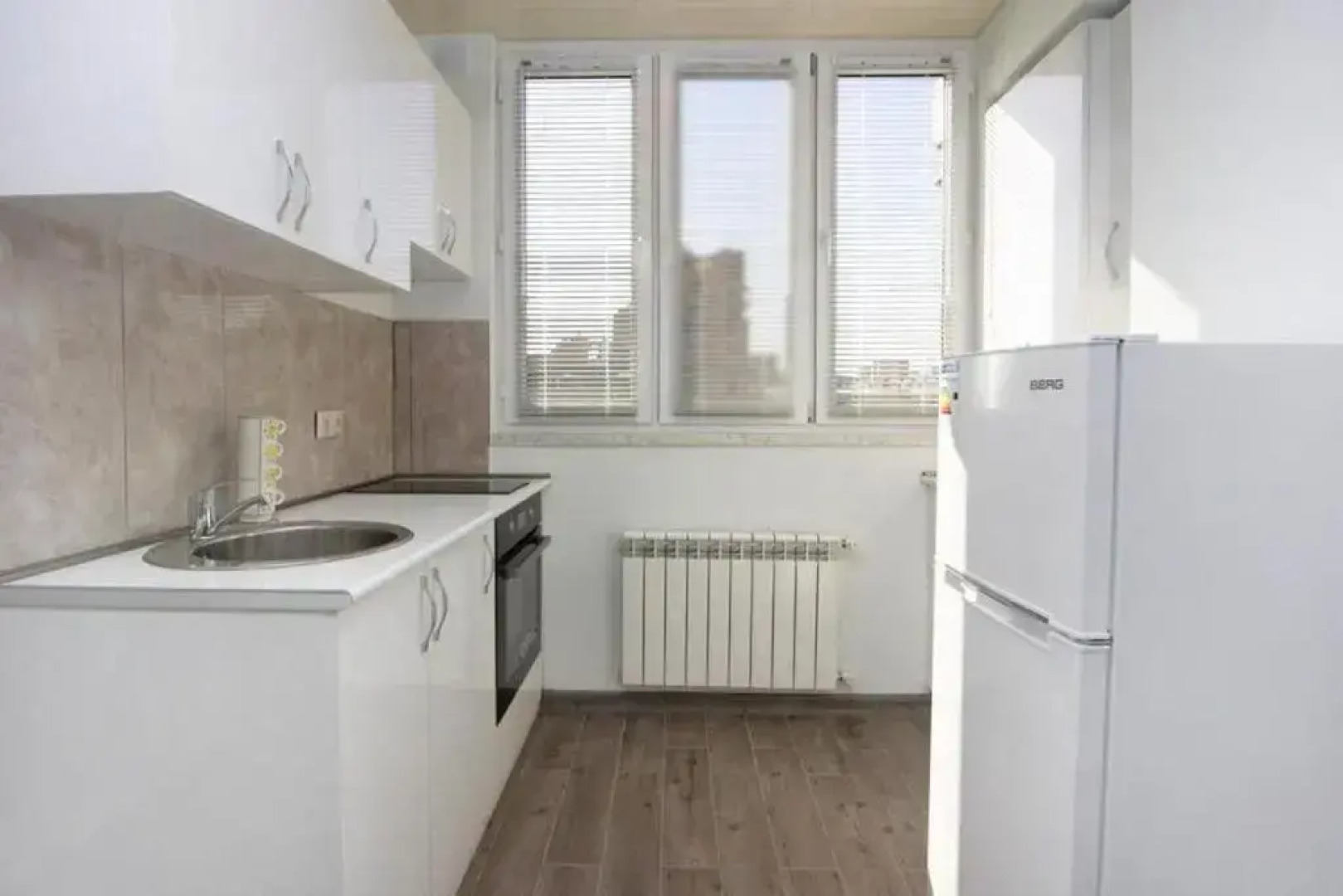 Апартаменты 80 в Самом Центре Еревана с Видом на Гору Арарат