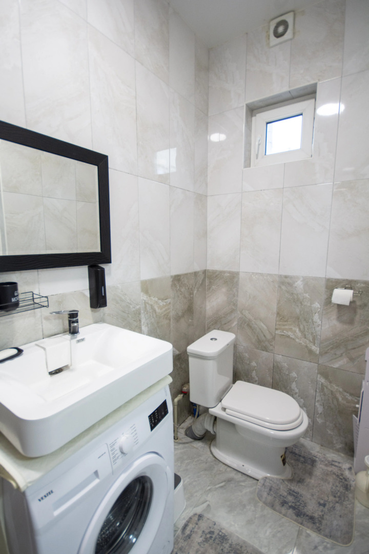 Частный дом Уютный дом-студия в центре города