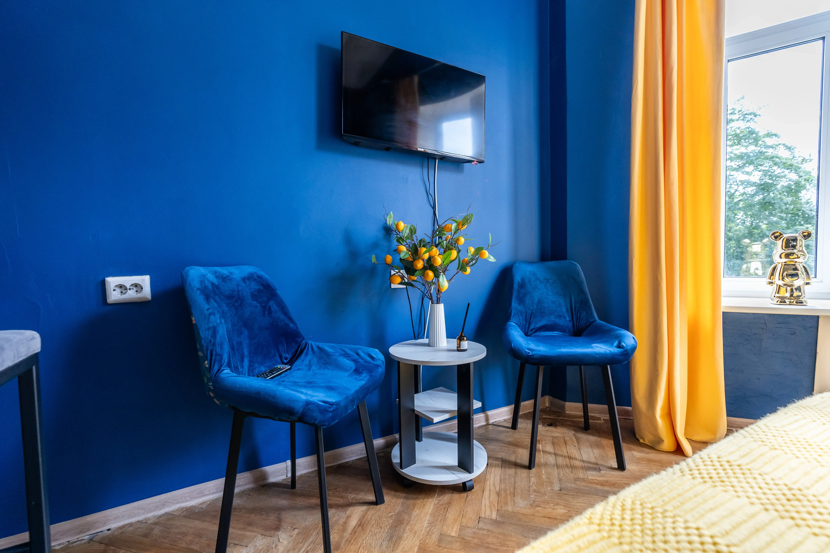 Апартаменты ВО 14/65 Синий свет