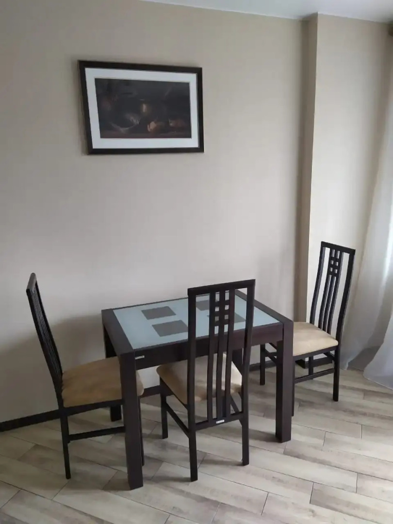 Апартаменты Коммунистическая 25