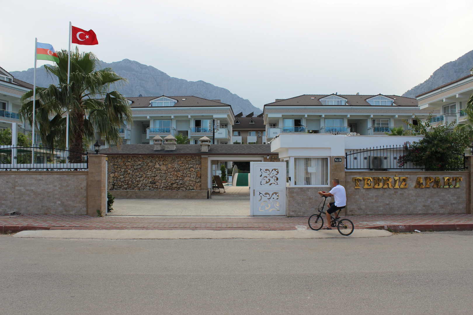 Отель Tebriz Apart