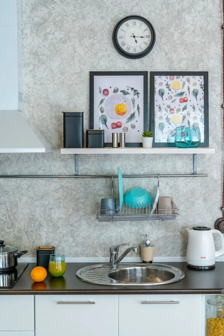 Апартаменты SutkiLive в Центре у метро Садовая