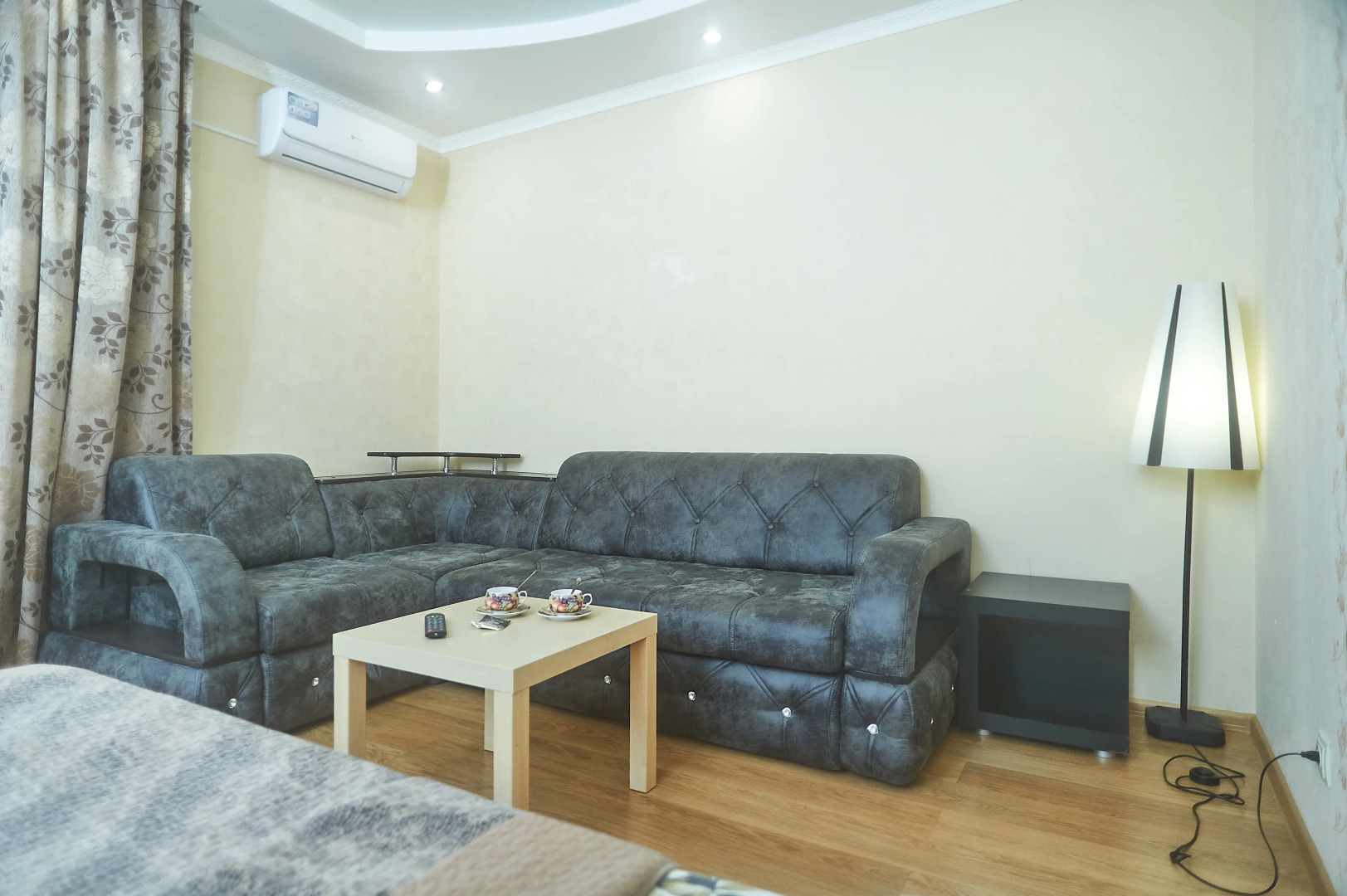 Квартира Двухкомнатная Как дома 58 на калинина 9