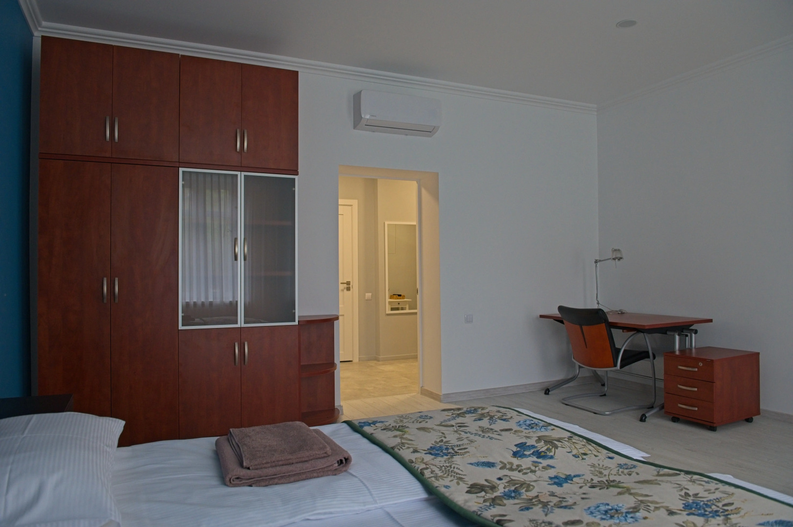 Квартира в Доме Начала ХХ Века в Старинном Районе Амалиенау