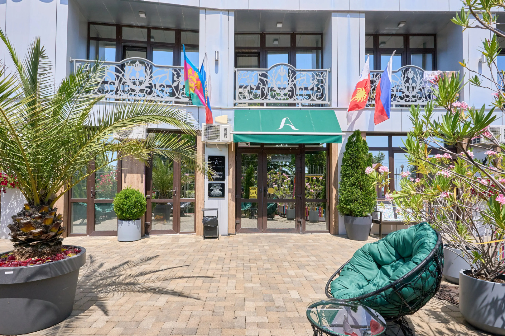 Отель Амбассадор