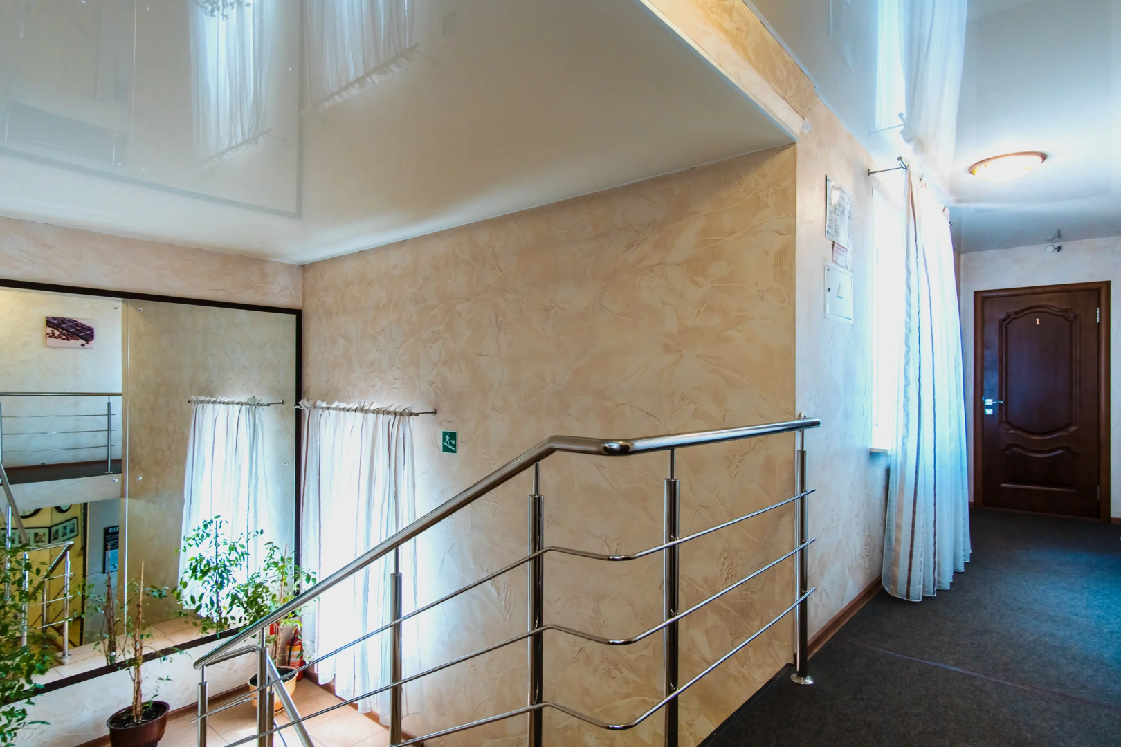 Отель Шоколад