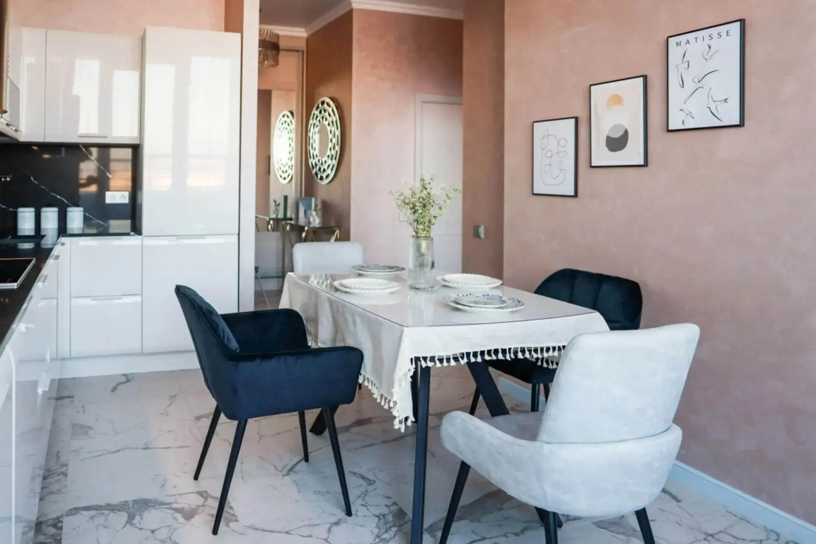 Апартаменты Happy People в ЖК Бизнес класса Мята