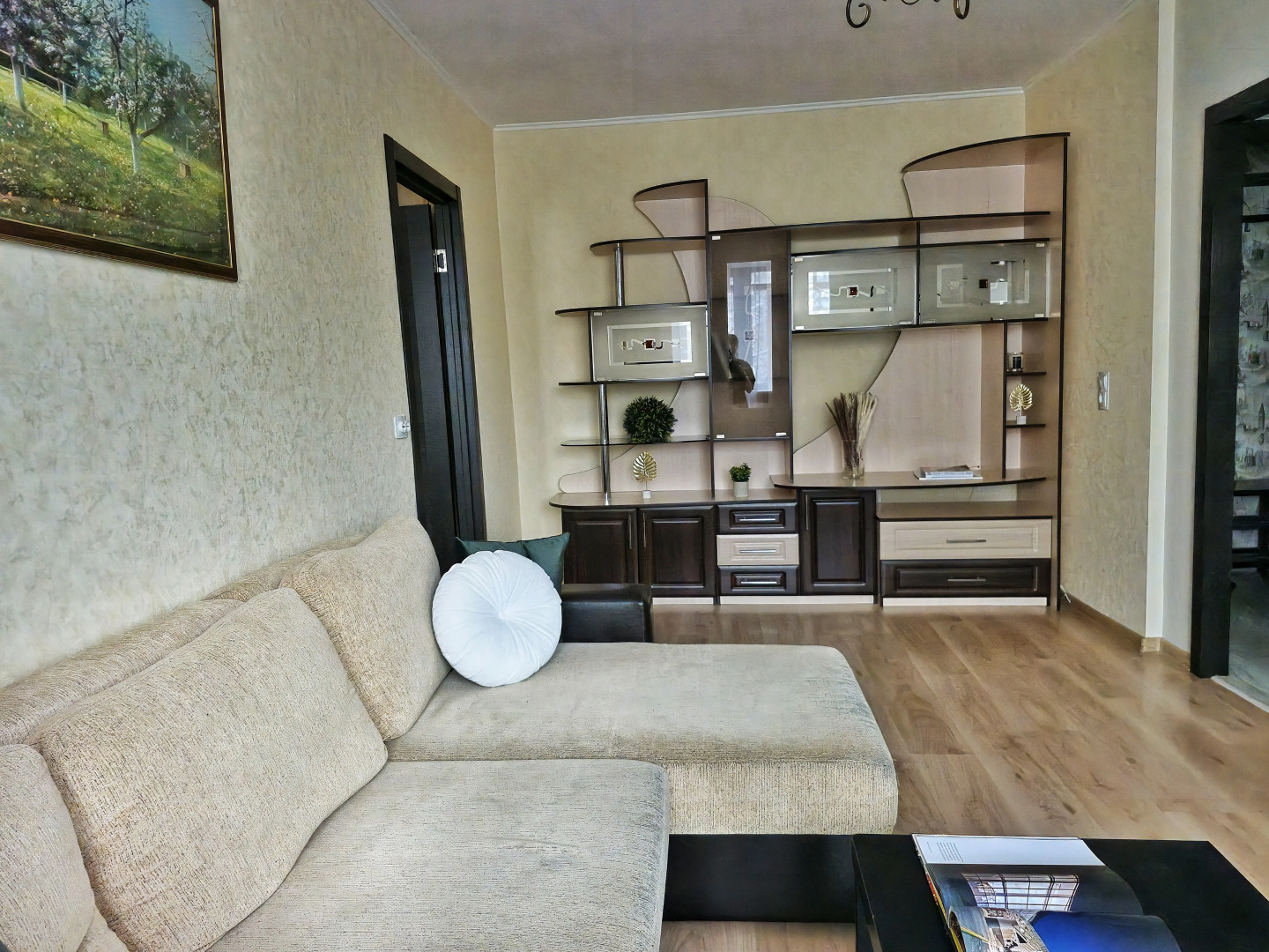 Апартаменты с балконом рядом с Комаровским рынком