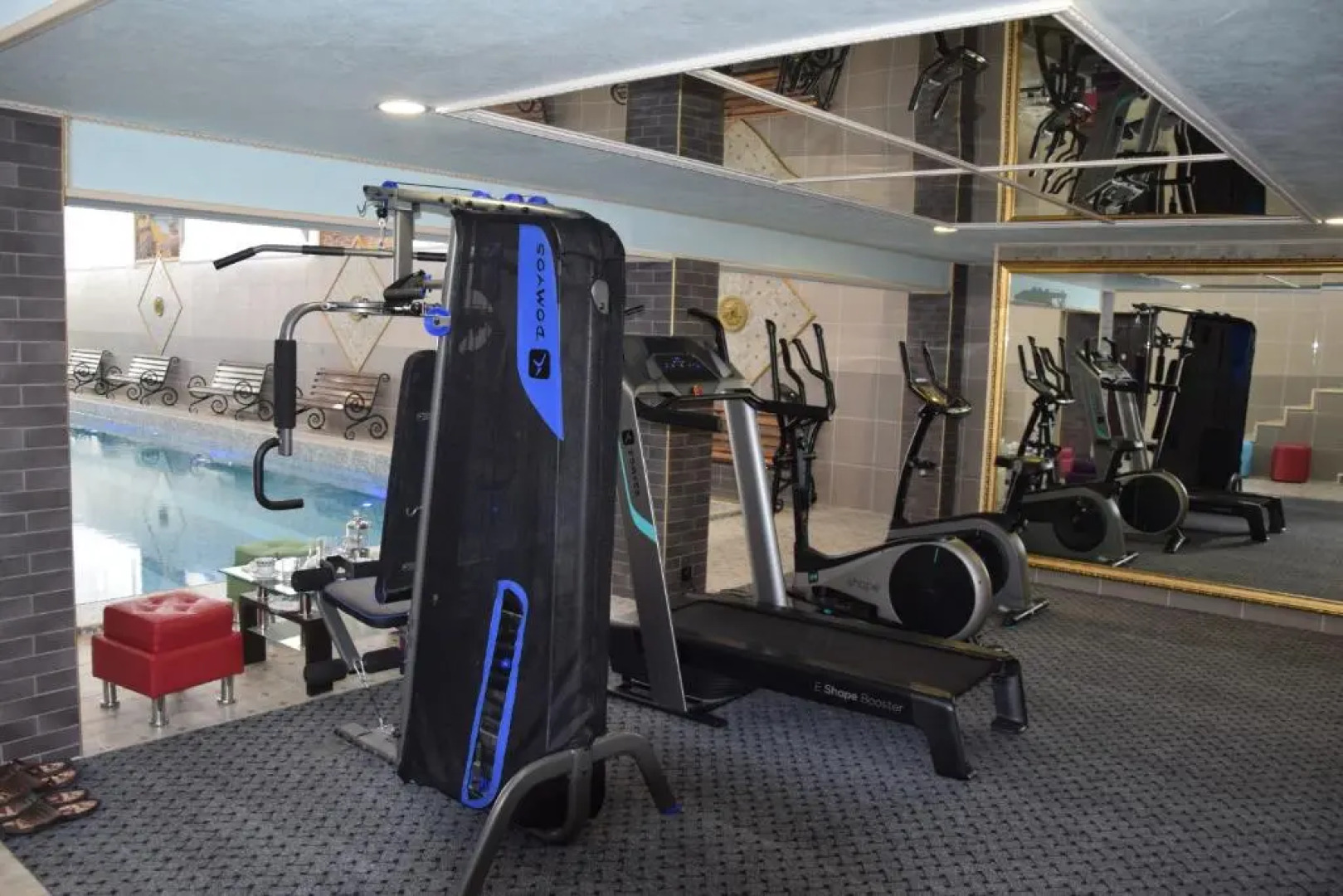 Отель Аэропорт Plaza