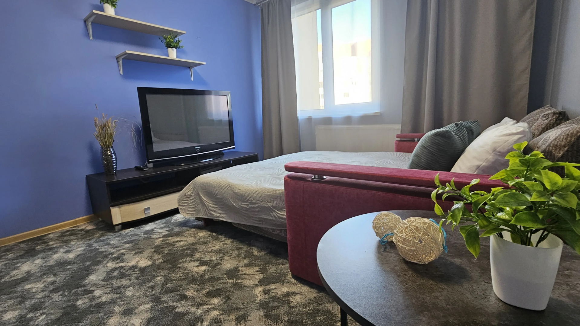 Квартира большая уютная двухкомнатная