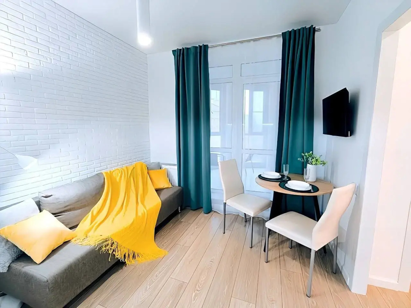 Квартира красивая рядом с ЖД вокзалом  ЖК Машков