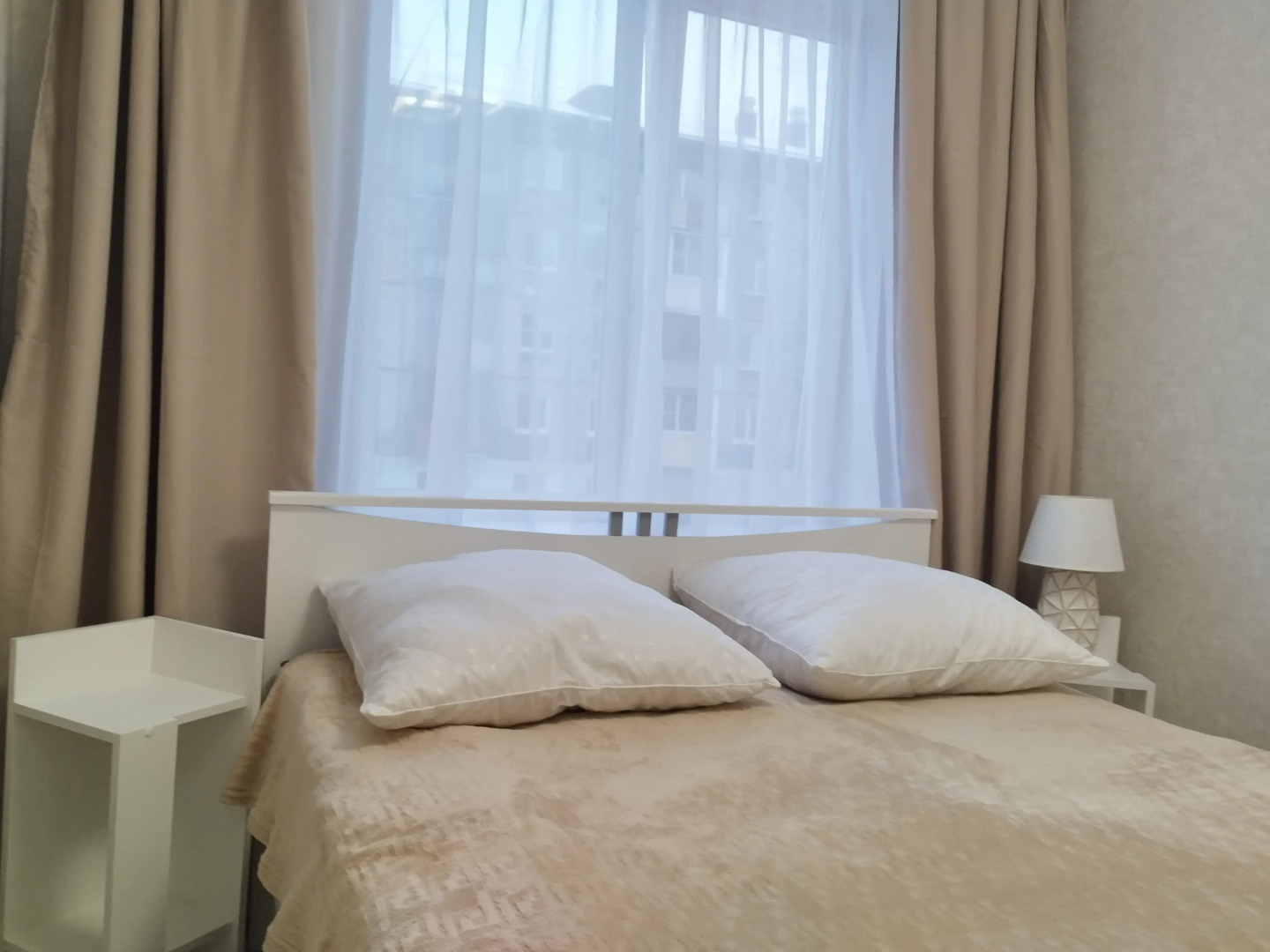 Апартаменты Двухкомнатные новые в центре