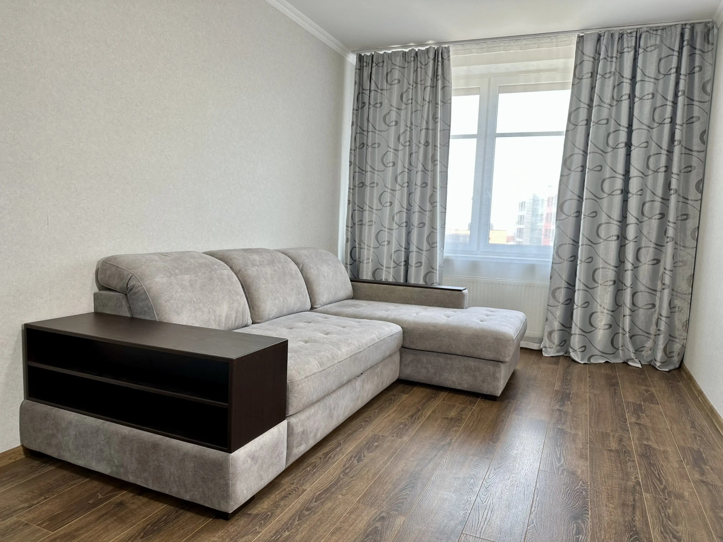 Квартира Самоцветы 3-комнатная