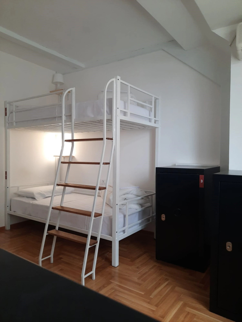 Хостел New Generation Hostel Belgrade Center