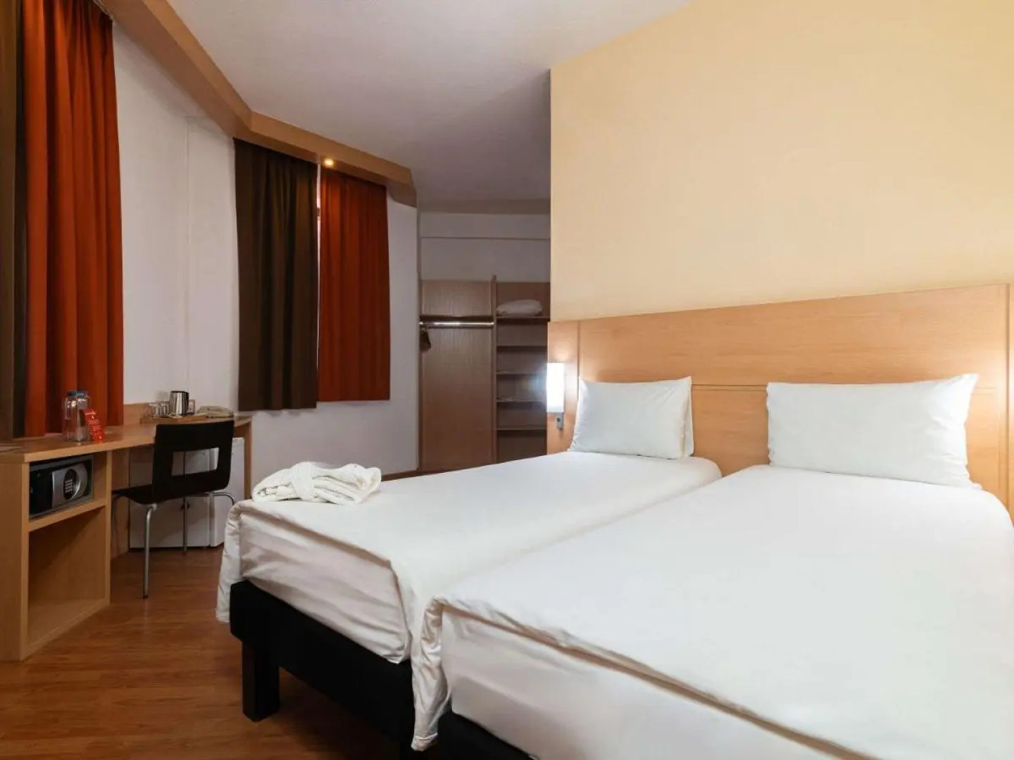 Отель Ibis Астана