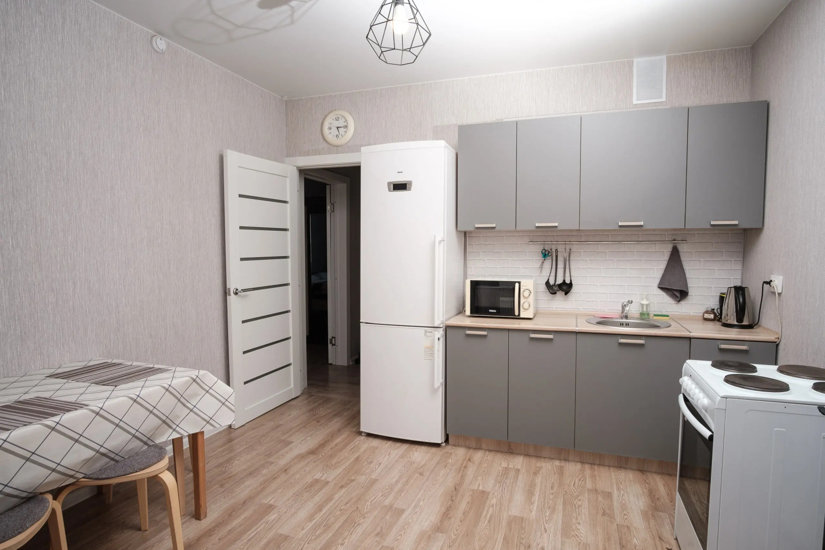 Квартира Уютная на Севастьянова