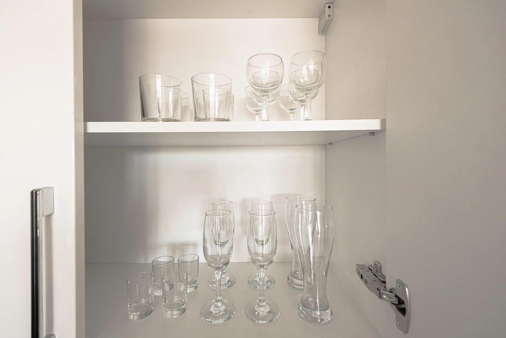 Квартира 1-к в престижном мкр. на Ильенко 14/7 от RentAp, 4 сп.места