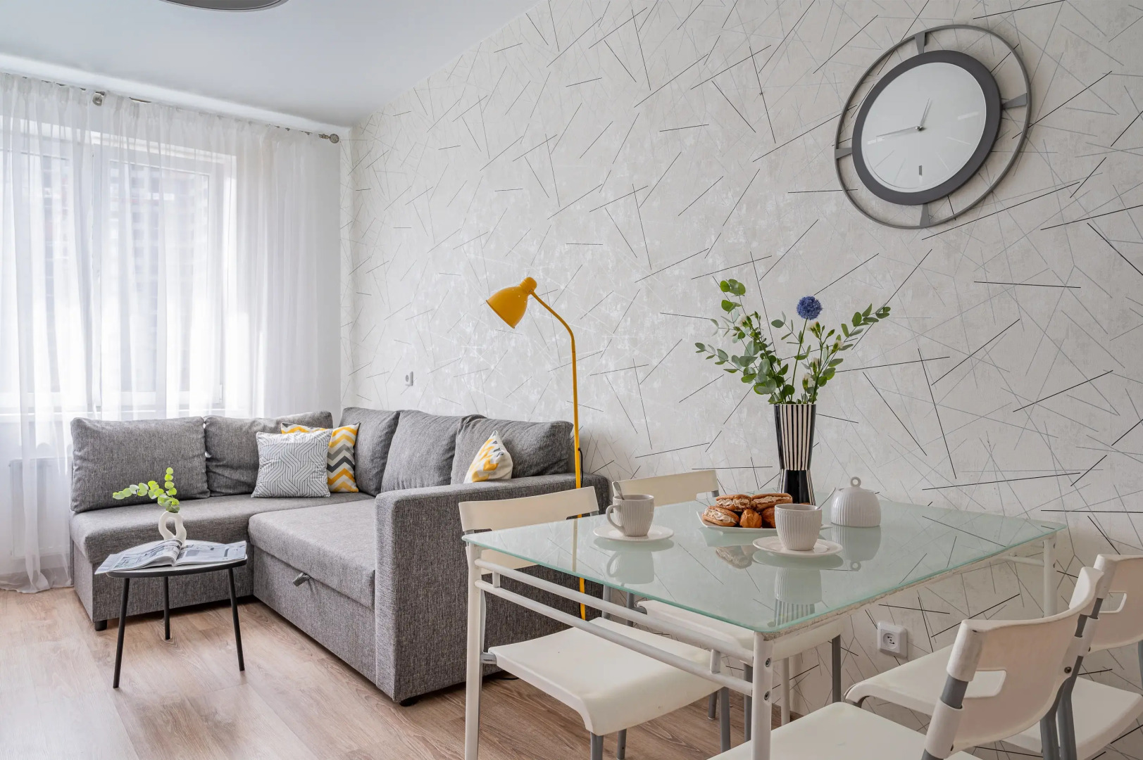 Квартира 8 Марта 202/4