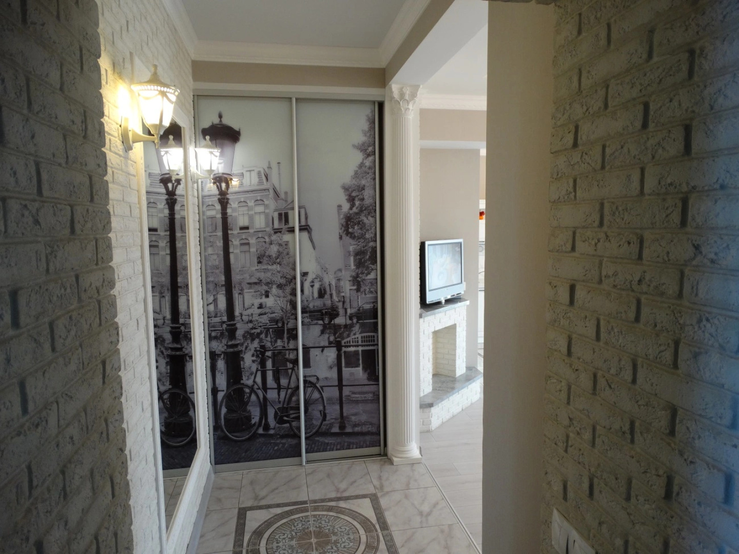 Апартаменты на Дворянской