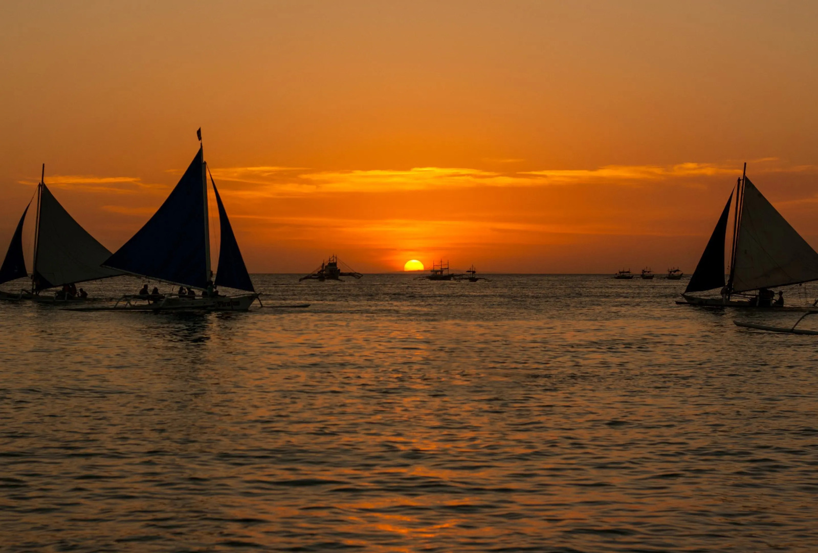 Курортный отель The District Boracay