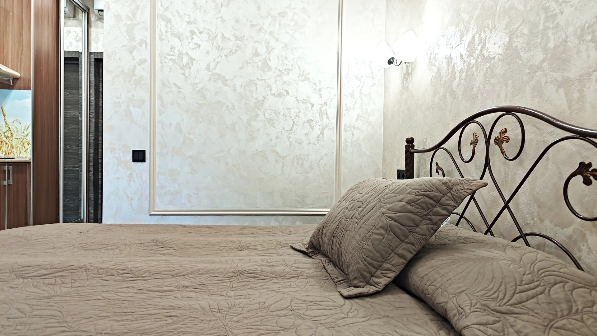 Апартаменты с Панорамным Видом на Горы и Открытым Балконом