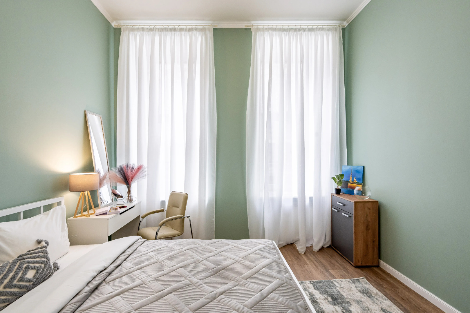 Апартаменты Sergeew Apartments двухкомнатный Люкс с видом на набережную Фонтанки