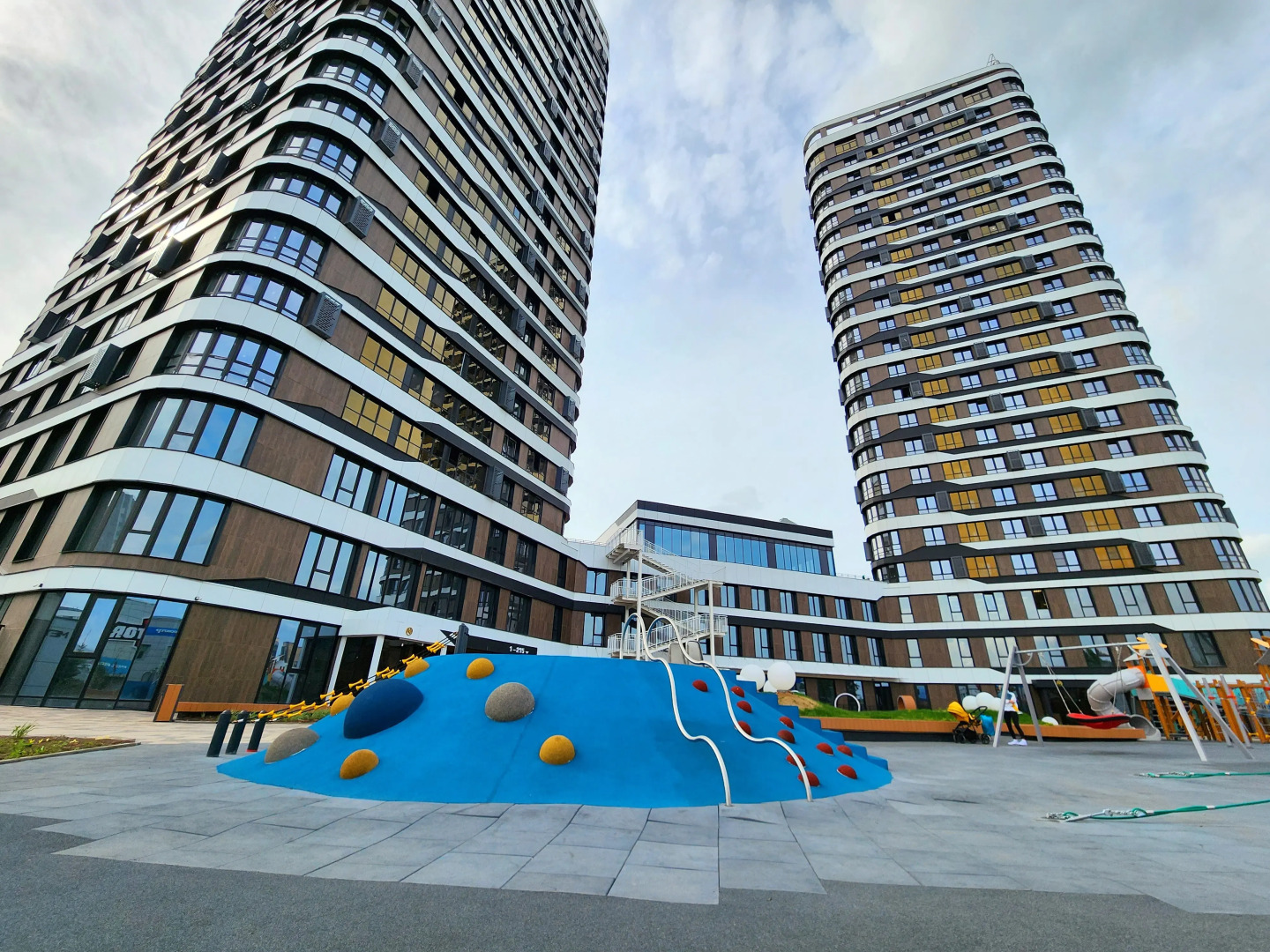 Апартаменты Comfort Home Вип в Метрополис