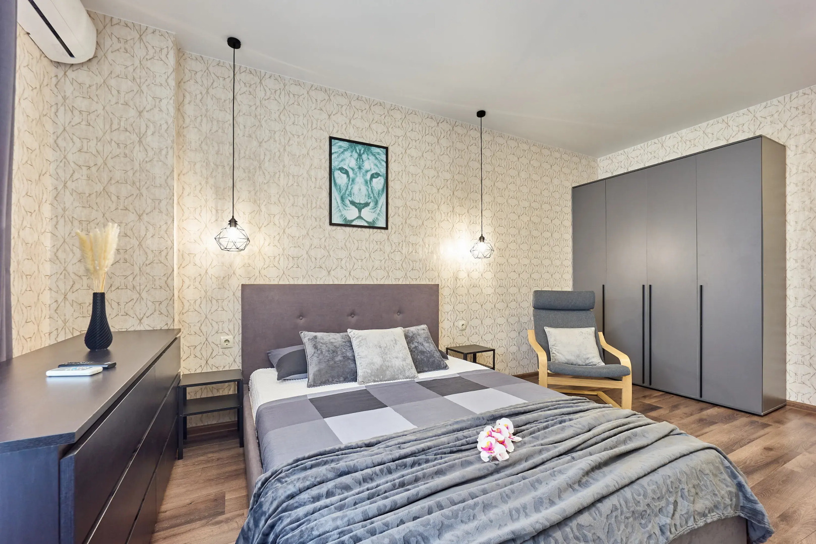 Апартаменты Современная Евродвушка в новом доме на 14 этаже