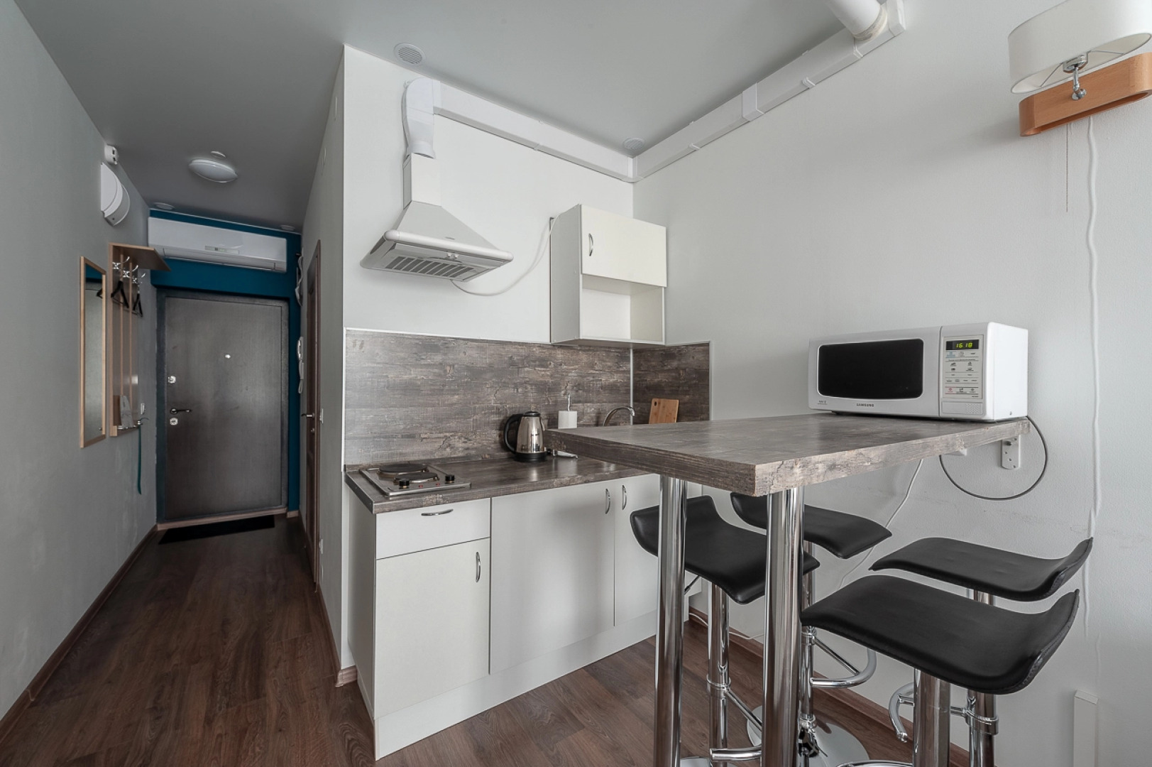 Апартаменты ApartHause с живописным видом на центр Екатеринбурга