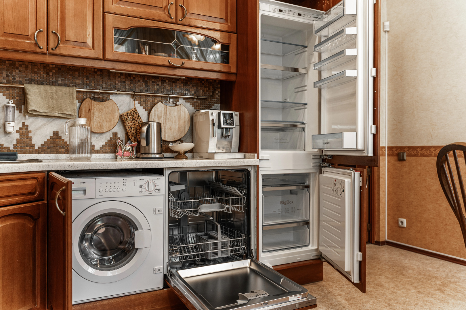 Квартира Малоохтинский 84б